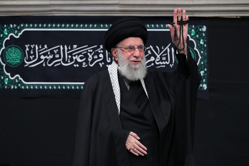 اولین شب مراسم عزاداری حضرت فاطمهزهرا سلاماللهعلیها در حسینیه امام خمینی(ره) اولین شب مراسم عزاداری حضرت فاطمهزهرا سلاماللهعلیها در حسینیه امام خمینی(ره)