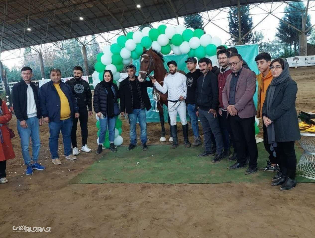 تیم خراسان شمالی برای نخستین بار قهرمان مسابقات پرش با اسب شد تیم خراسان شمالی برای نخستین بار قهرمان مسابقات پرش با اسب شد