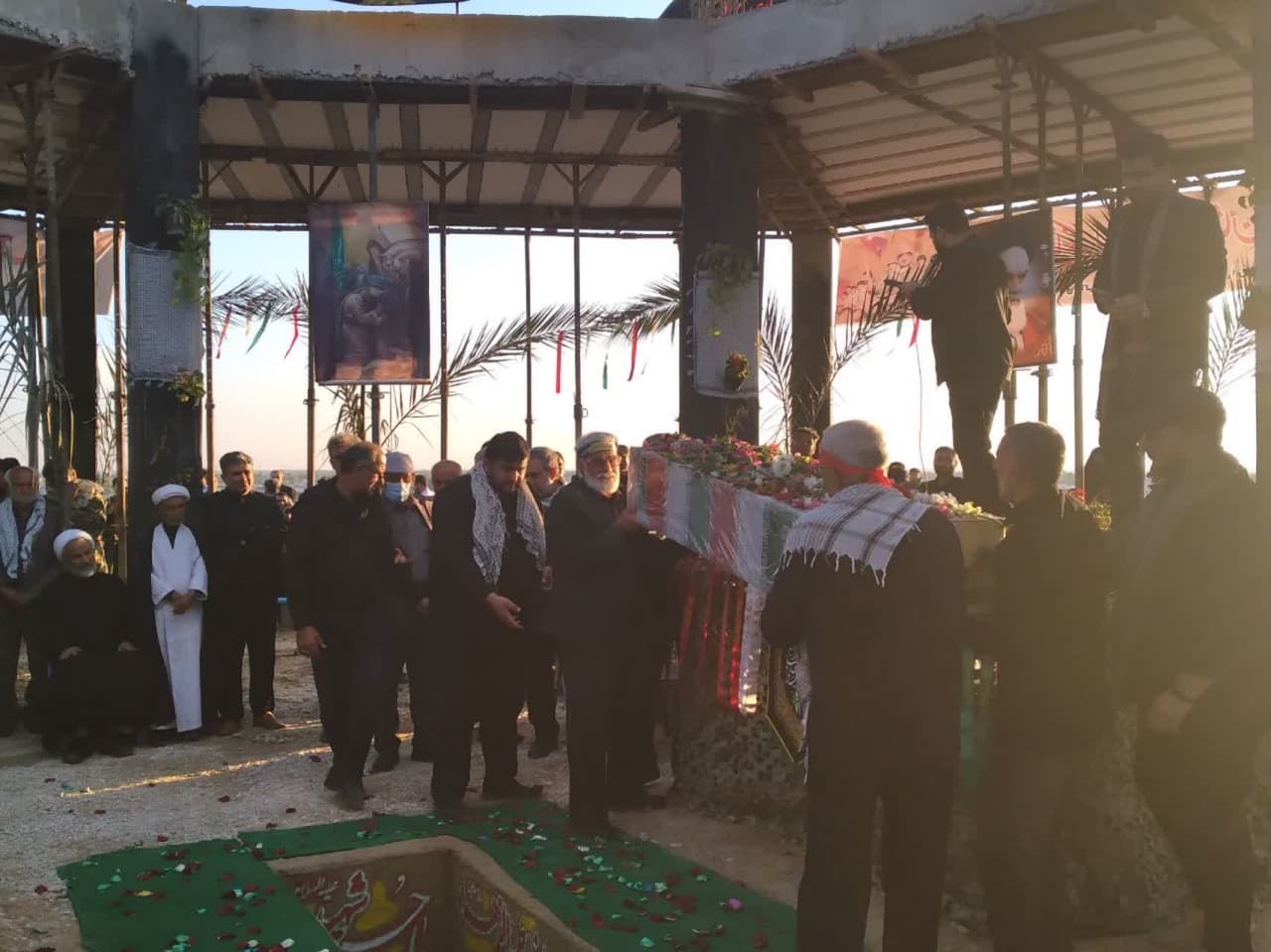 تشییع پرشور پیکر شهید خوشنام دهقاید