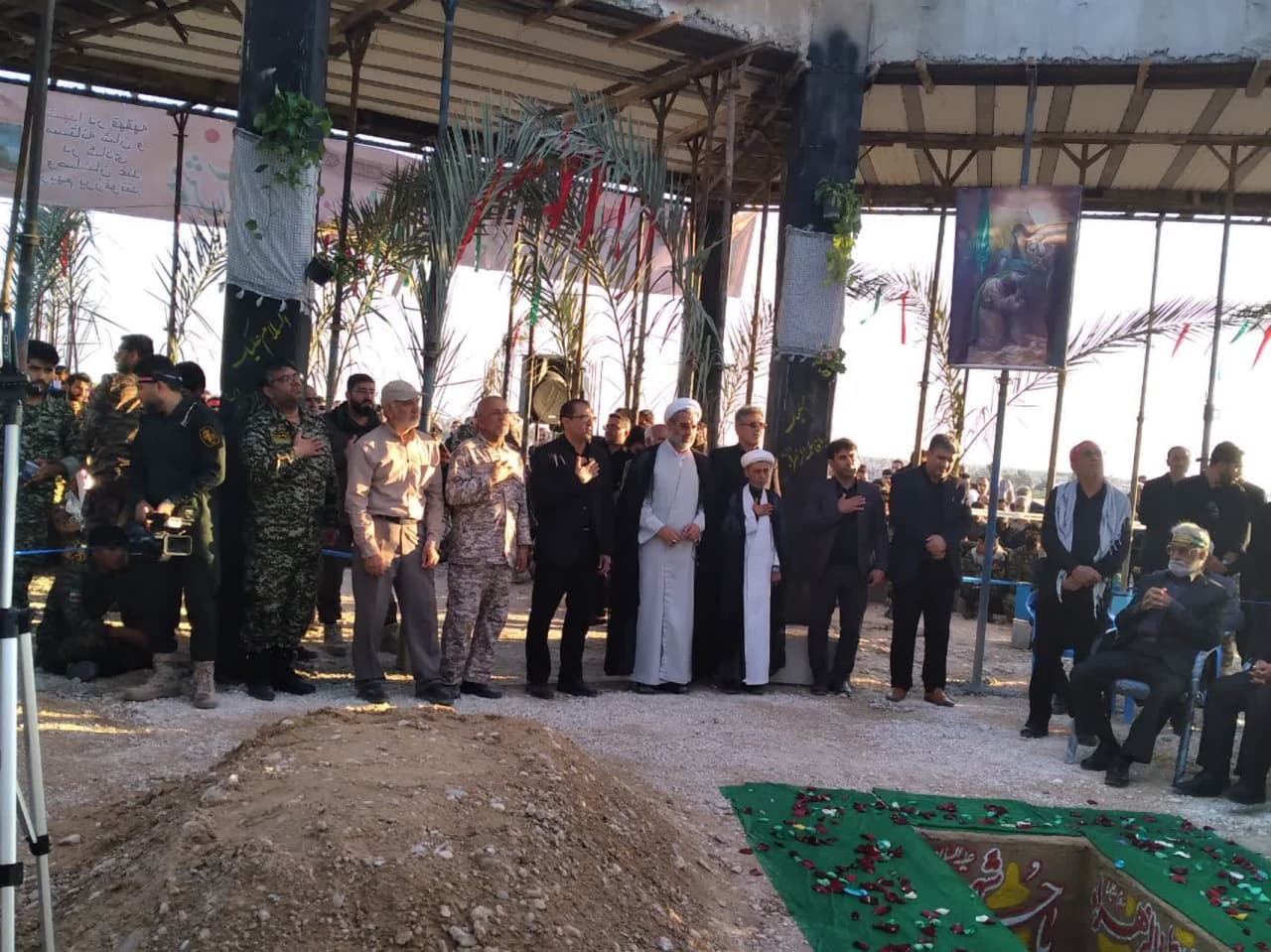 تشییع پرشور پیکر شهید خوشنام دهقاید