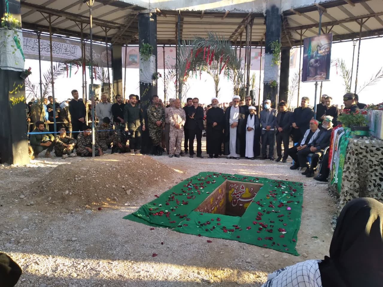 تشییع پرشور پیکر شهید خوشنام دهقاید