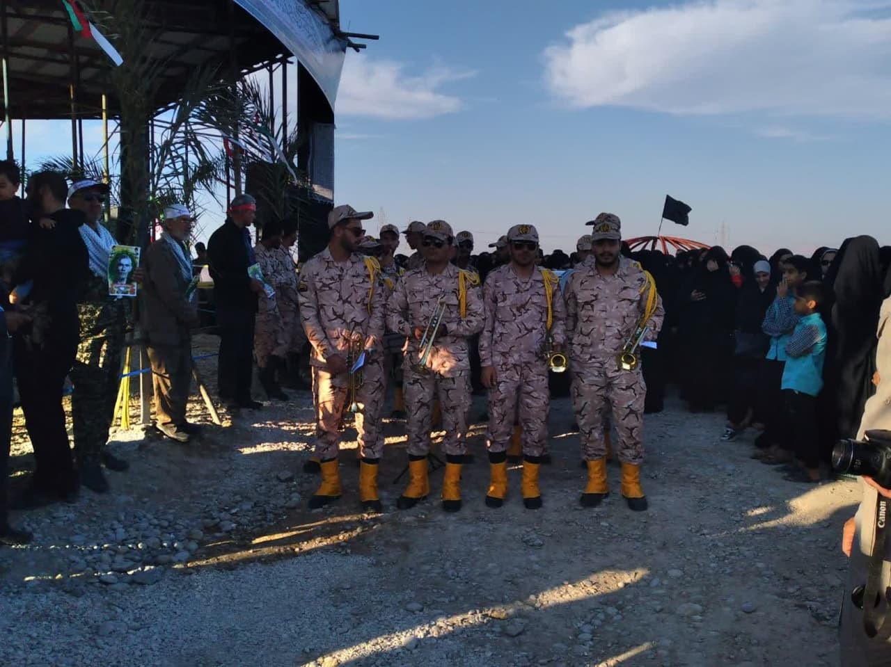 تشییع پرشور پیکر شهید خوشنام دهقاید