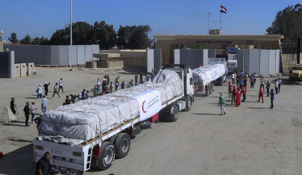 پیش بینی ورود ۲۳۰ کامیون کمک‌ های انسانی به غزه طی امروز