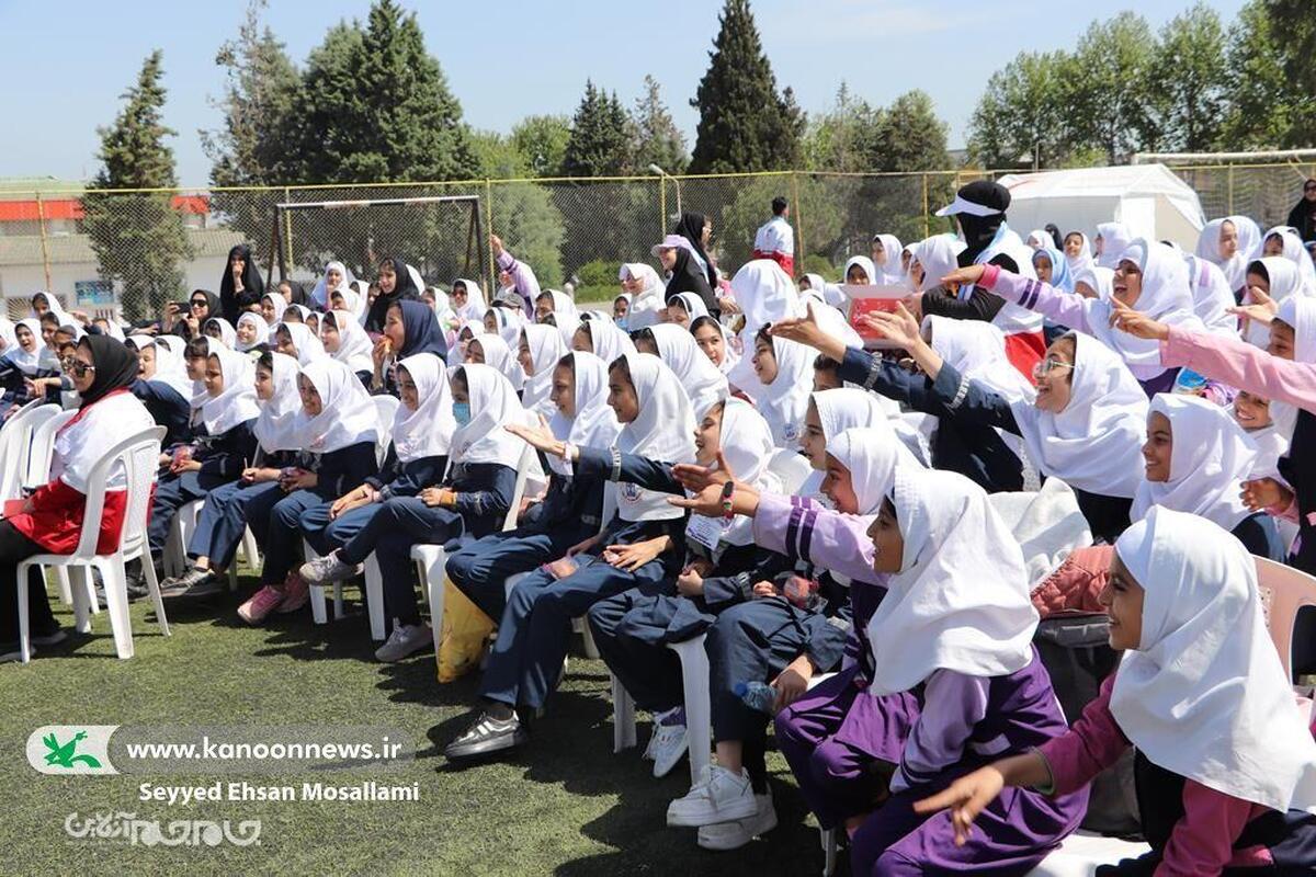 کانون پرورش فکری با همکاری هلال‌احمر گلستان، ویژه برنامه‌ای را برای کودکان و نوجوانان محلات حاشیه‌نشین شهر گرگان برگزار کرد.