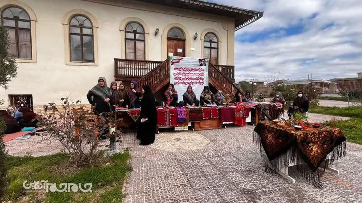 معاون صنایع‌دستی و هنرهای سنتی استان گلستان از برپایی بازارچه صنایع‌دستی نوروزی در موزه مردم‌شناسی گمیشان در غرب استان خبر داد و گفت: بانوان هنرمند گمیشانی در حاشیه این بازارچه به‌مناسبت تقارن بهار قرآن و طبیعت، زمانی را به تلاوت و جزخوانی قرآن کریم اختصاص می‌دهند.