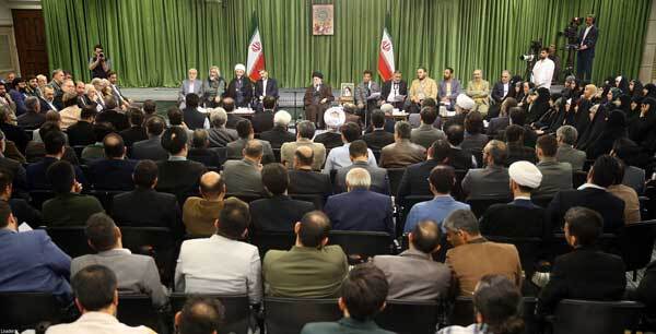 شعر فارسی، رسانه کمنظیر و قدرتمند در دوران جنگ رسانهای شعر فارسی، رسانه کمنظیر و قدرتمند در دوران جنگ رسانهای