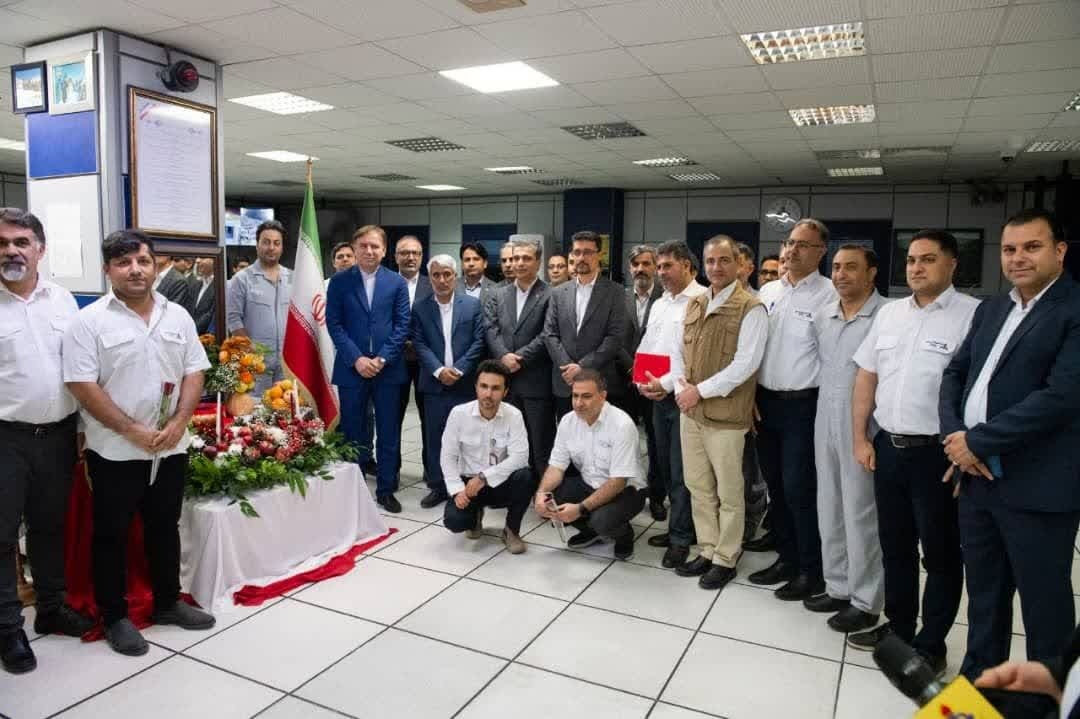 حضور استاندار و هیئت همراه در جمع کارکنان موجب دلگرمی است