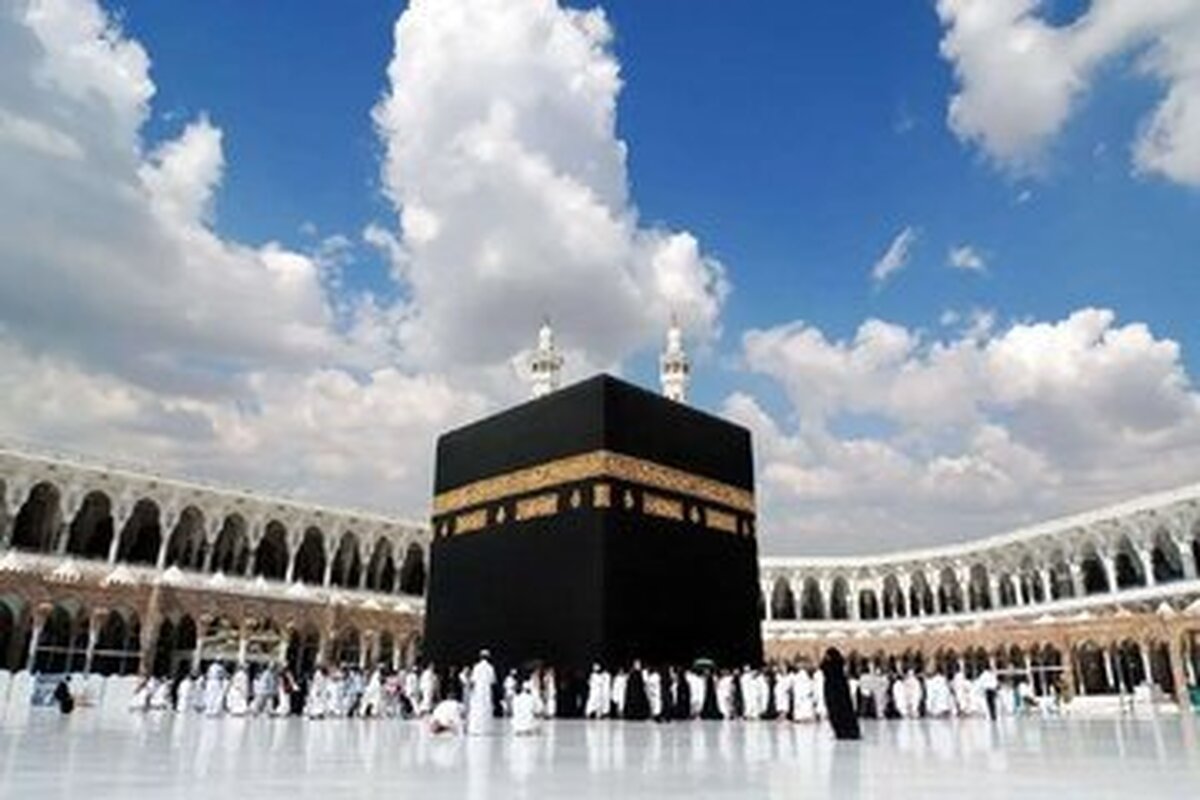 مدیر حج و زیارت استان زنجان از افزایش سهمیه پیش ثبت نام حج تمتع استان به بیش از هزار نفر خبر داد