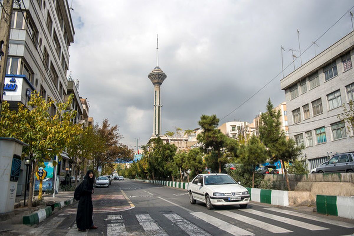 اداره کل هواشناسی استان تهران از وزش باد در استان طی پنج روز آینده خبر داد که امروز نسبتا شدید تا شدید خواهد بود.