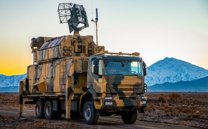 عکس و فیلم | نمایش قدرت بازدارندگی؛ از انهدام بمب سنگرشکن تا پهپاد انتحاری پرسه زن عکس و فیلم | نمایش قدرت بازدارندگی؛ از انهدام بمب سنگرشکن تا پهپاد انتحاری پرسه زن