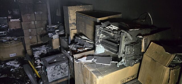 عکس | آتش سوزی یک ساختمان اداری در خیابان خردمند