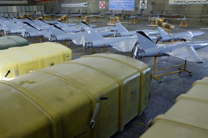 عکس | سلطه سیمرغ های ارتش بر آسمان غرب آسیا عکس | سلطه سیمرغ های ارتش بر آسمان غرب آسیا