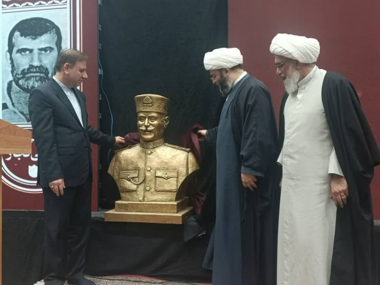 رویداد ملی «بـوشهر، حسینیه مقاومت» برگزار شد  رویداد ملی «بـوشهر، حسینیه مقاومت» برگزار شد