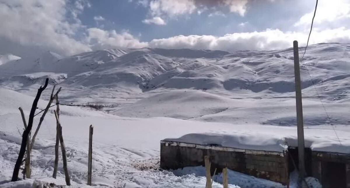 روستای کهله صور سفلی و علیا از توابع شبلیز در شهرستان دنا یکی از روستا‌های صعب العبور این شهرستان در استان کهگیلویه و بویراحمد است که جاده ارتباطی آن با اولین بارش باران و برف مسدود و تا فروردین ماه سال بعد به مدت پنج ماه قطع می‌شود، بنابراین اهالی این روستا خواستار آسفالت این مسیر سخت گذر شده اند.