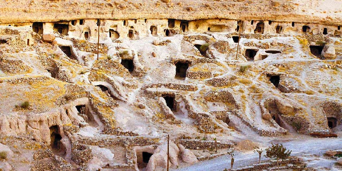 مدیر پایگاه میراث جهانی روستای دستکند میمند شهربابک از برگزاری کارگاه تجربه فرصت‌ها و چالش‌های در منظر فرهنگی این اثر جهانی خبر داد.