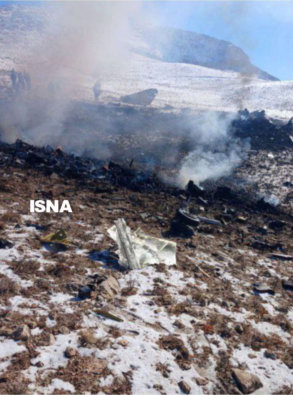 عکس | یک فروند هواپیمای نهاجا دچار سانحه شد