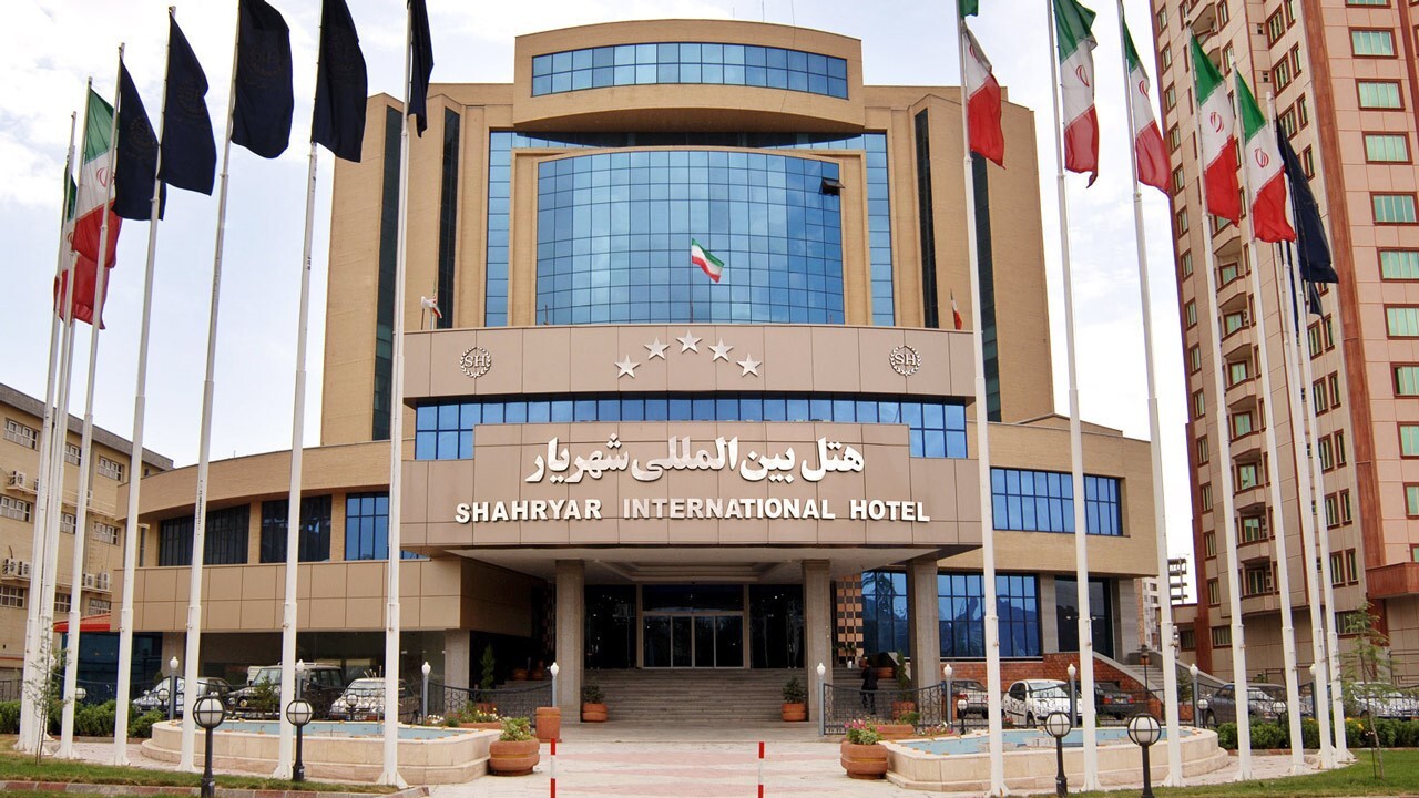 راهنمای کامل سفر به تبریز و اقامت در هتل های آن