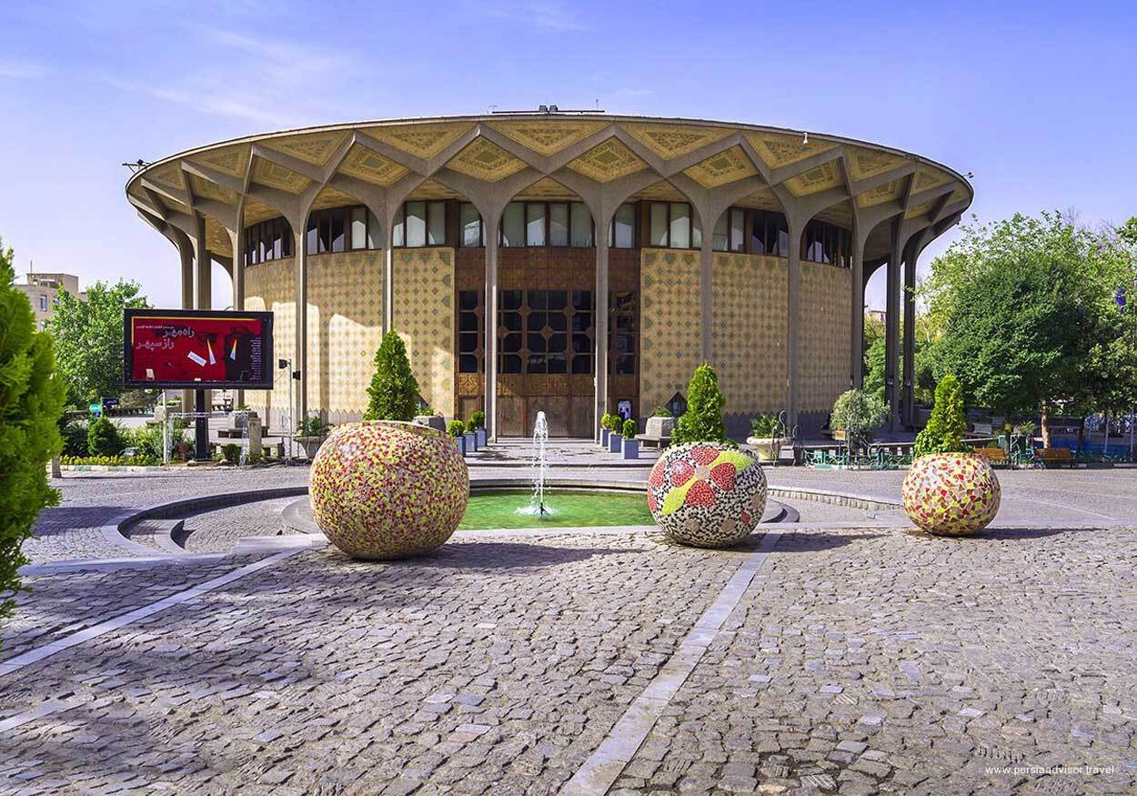 هتل اسپیناس بلوار کشاورز؛ تجربهای مدرن با دسترسی به خیابان ولیعصر هتل اسپیناس بلوار کشاورز؛ تجربهای مدرن با دسترسی به خیابان ولیعصر