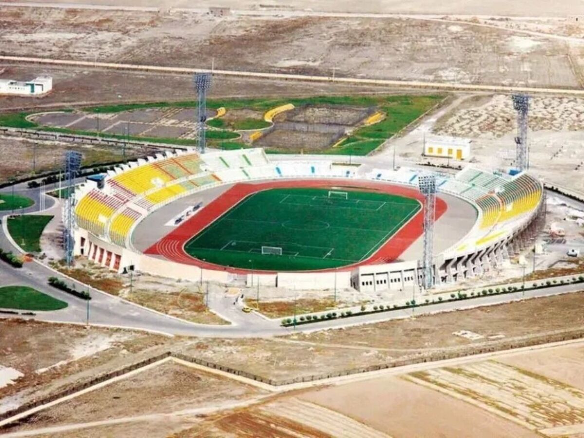 بازسازی ورزشگاه علی دایی