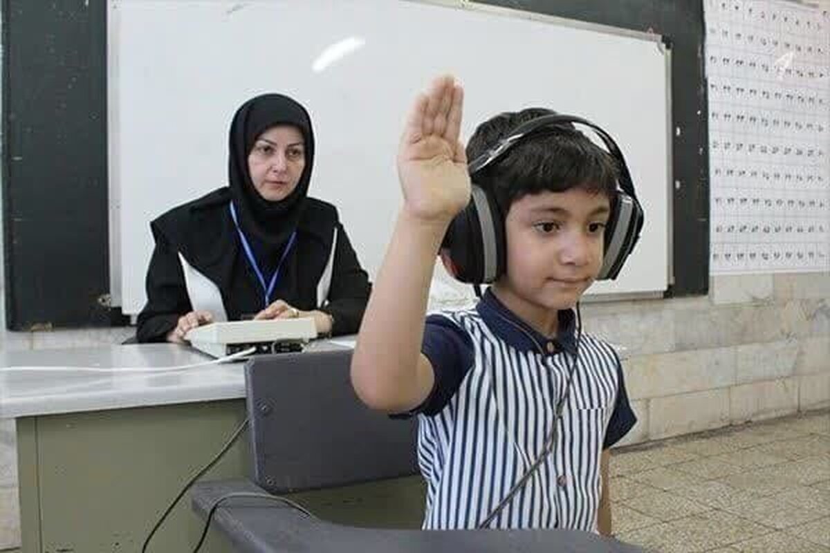 ۹۹ درصد کودکان کرمانی غربال شنوایی شده اند گفت: طبق آمار ۹۹ درصد نوزادان متولد شده در این استان غربال شنوایی شده اند که به واسطه جدی گرفته شدن بحث غربال توسط والدین شاهد کاهش اختلالات شنوایی هستیم.