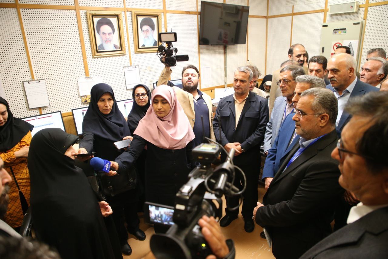 رادیو؛ انعکاسدهنده صدای مردم | رشد چشمگیر مخاطبان رادیو رادیو؛ انعکاسدهنده صدای مردم | رشد چشمگیر مخاطبان رادیو