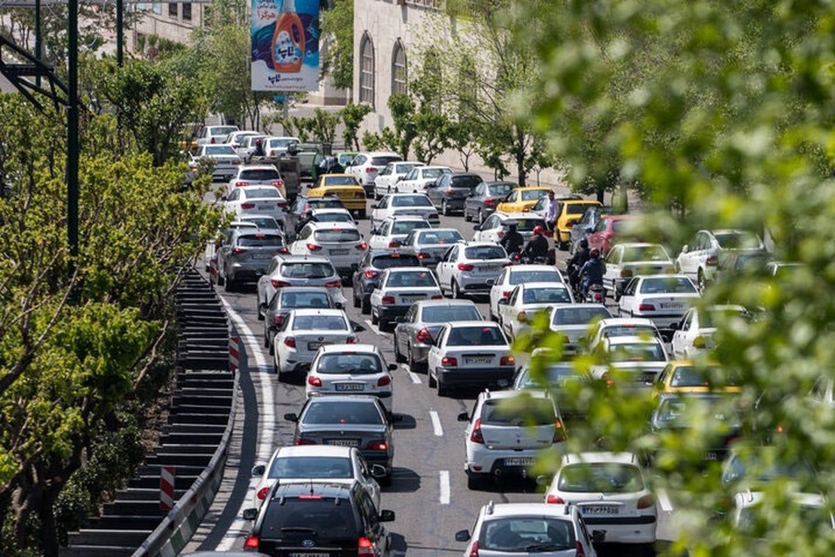رئیس پلیس راه تهران بزرگ اعلام کرد که آزادراه تهران - کرج پرترددترین جاده در کشور است.
