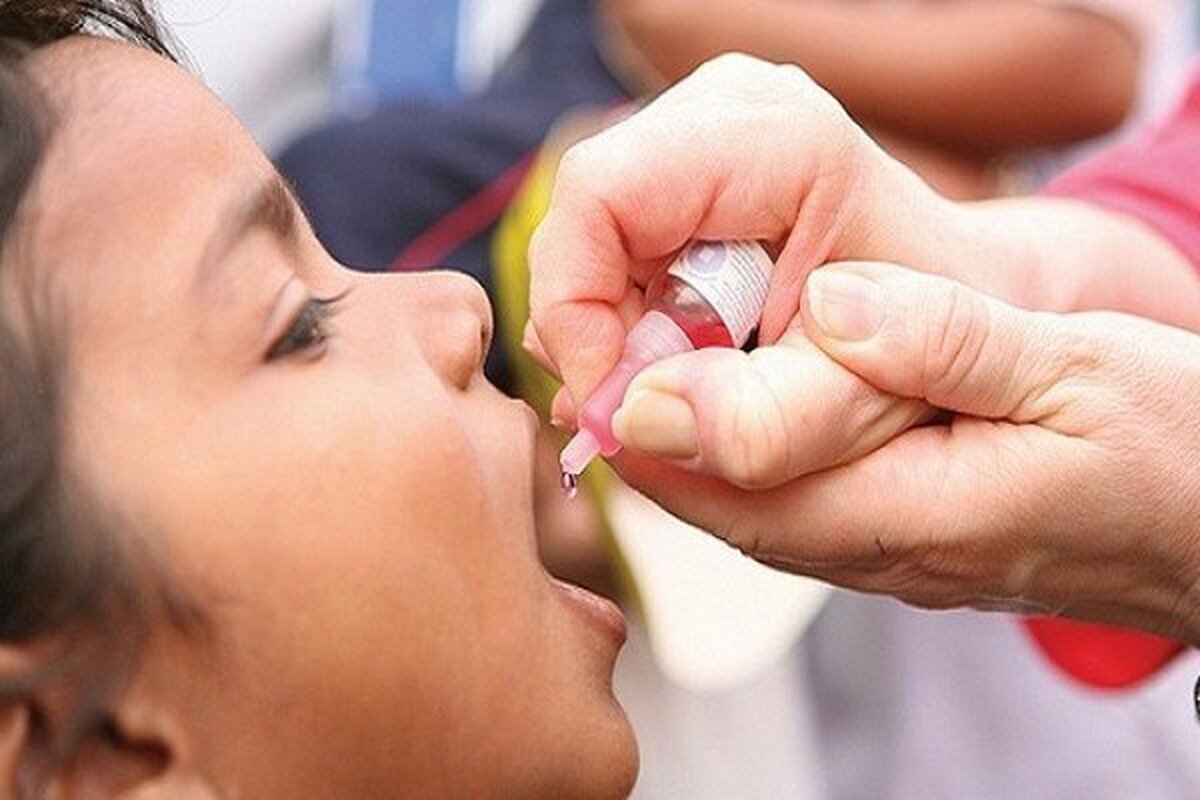 طرح واکسیناسیون روتاویروس و پنوموکوک در هرمزگان و شش استان دیگر کشور، امروز آغاز شد.
