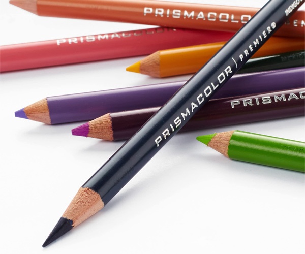 فرق مداد رنگی پلی کروم با کلاسیک در چیست؟ فرق مداد رنگی پلی کروم با کلاسیک در چیست؟