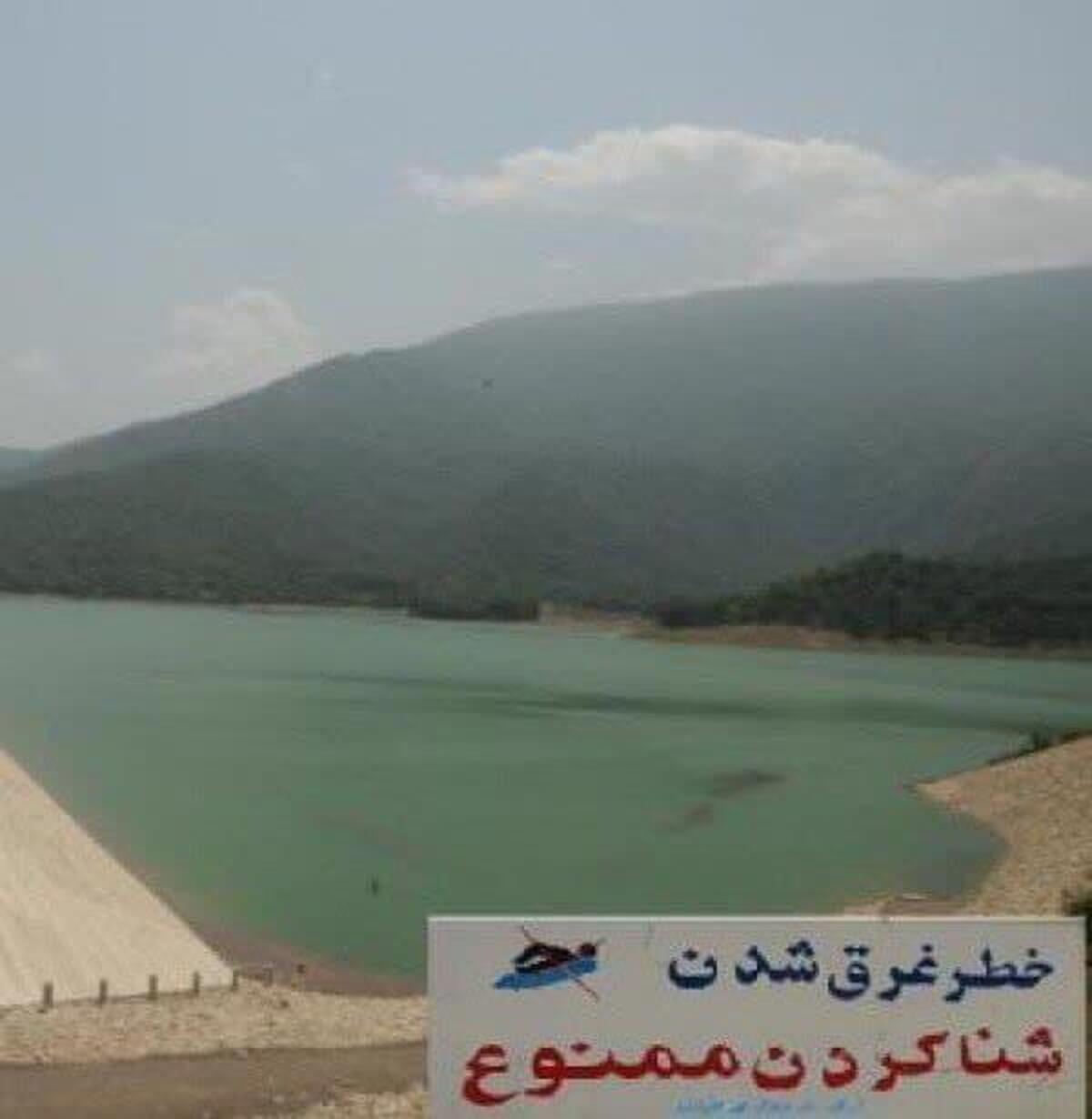 رئیس گروه مدیریت بحران شرکت آب منطقه‌ای گلستان گفت:  عموم مردم و گردشگران از هرگونه ورود و یا شنا در مخازن سدها و تاسیسات آبی استان خودداری کنند.