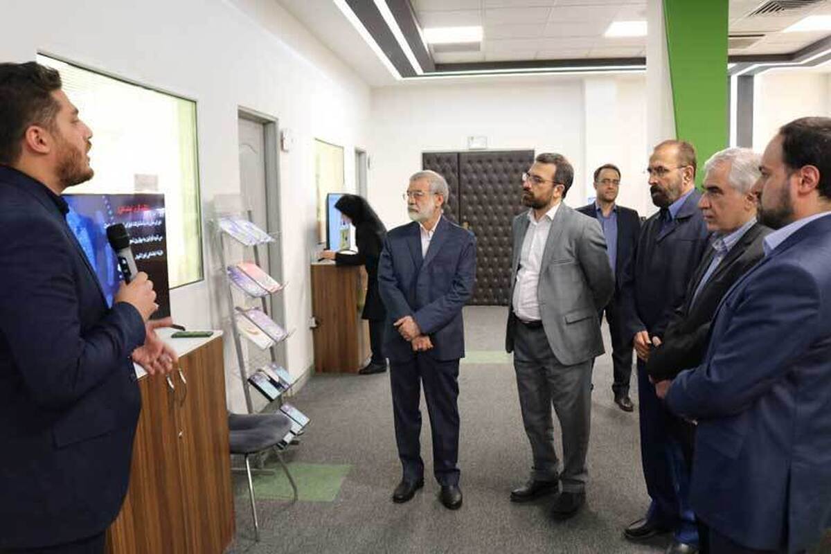 سه نفر از نمایندگان مردم تهران در مجلس شورای اسلامی با حضور در ساترا با خدمات این سازمان برای تحقق فضای مجازی سالم، مفید و امن آشنا شدند.