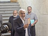 ببینید | ثبت‌ نام «نادران» در انتخابات ریاست جمهوری