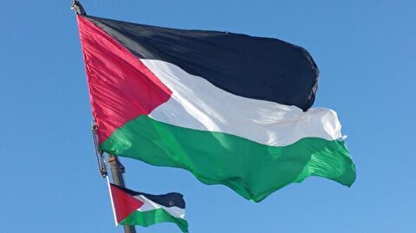 ببینید | برافراشتن پرچم فلسطین بر کلیسای جامع میلان
