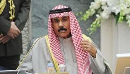 ببینید | ادای احترام وزیر امور خارجه کویت به پیکر رئیس‌ جمهور شهید
