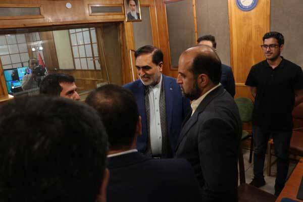 بازدید مدیران و مسئولان از استودیوهای تلوبیونی بازدید مدیران و مسئولان از استودیوهای تلوبیونی