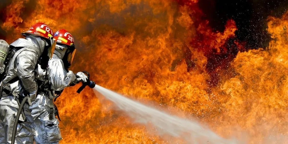 از ابتدای خرداد ماه تاکنون ۹۰ حادثه آتش سوزی منزل در شهرستان بندرعباس رخ داده است.