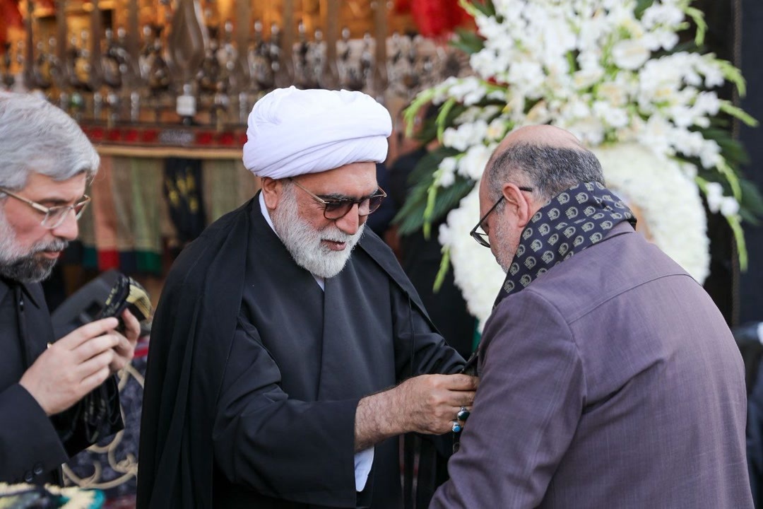 رادیو محرم؛ حسینیه ای به وسعت دل های پاک رادیو محرم؛ حسینیه ای به وسعت دل های پاک