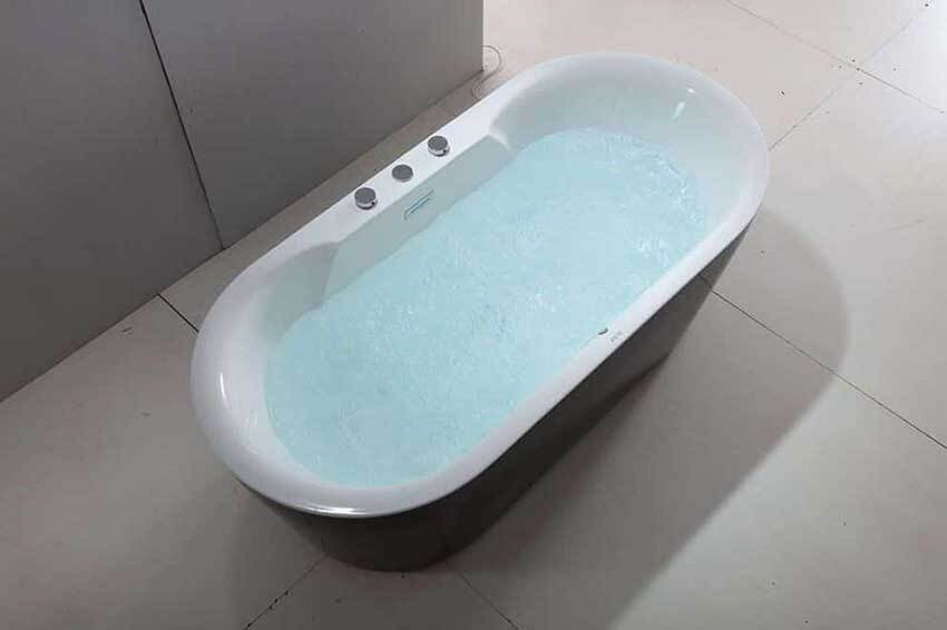 خرید وان حمام برای آبدرمانی با آب سرد و یخ