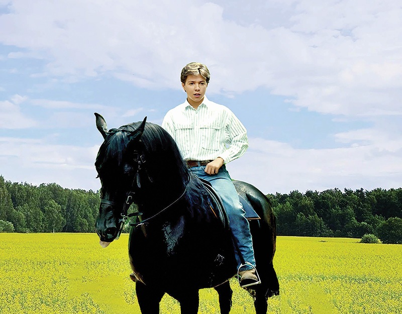 بازگشت الک رمزی با اسب سیاه بازگشت الک رمزی با اسب سیاه