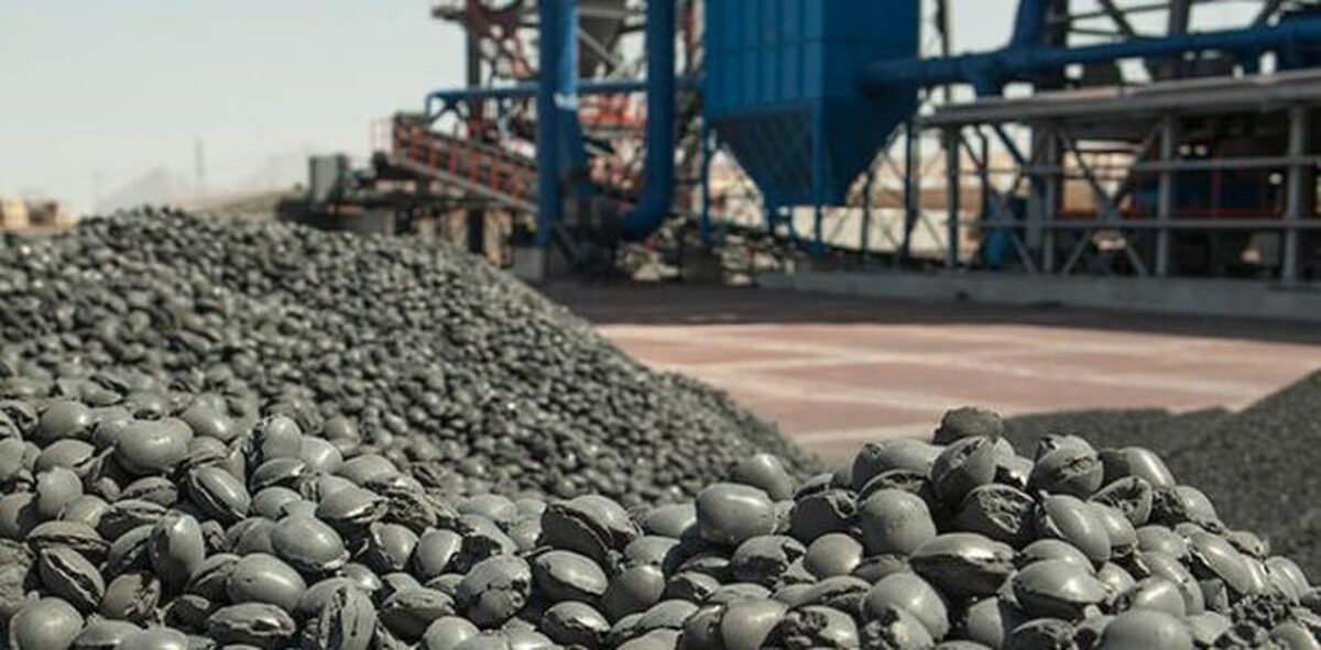 معاون امور صنایع اداره کل صنعت، معدن و تجارت هرمزگان از رشد ۱۰ درصدی تولید آهن اسفنجی در واحدهای فولادی این استان طی سه ماه نخست سال جاری خبر داد.