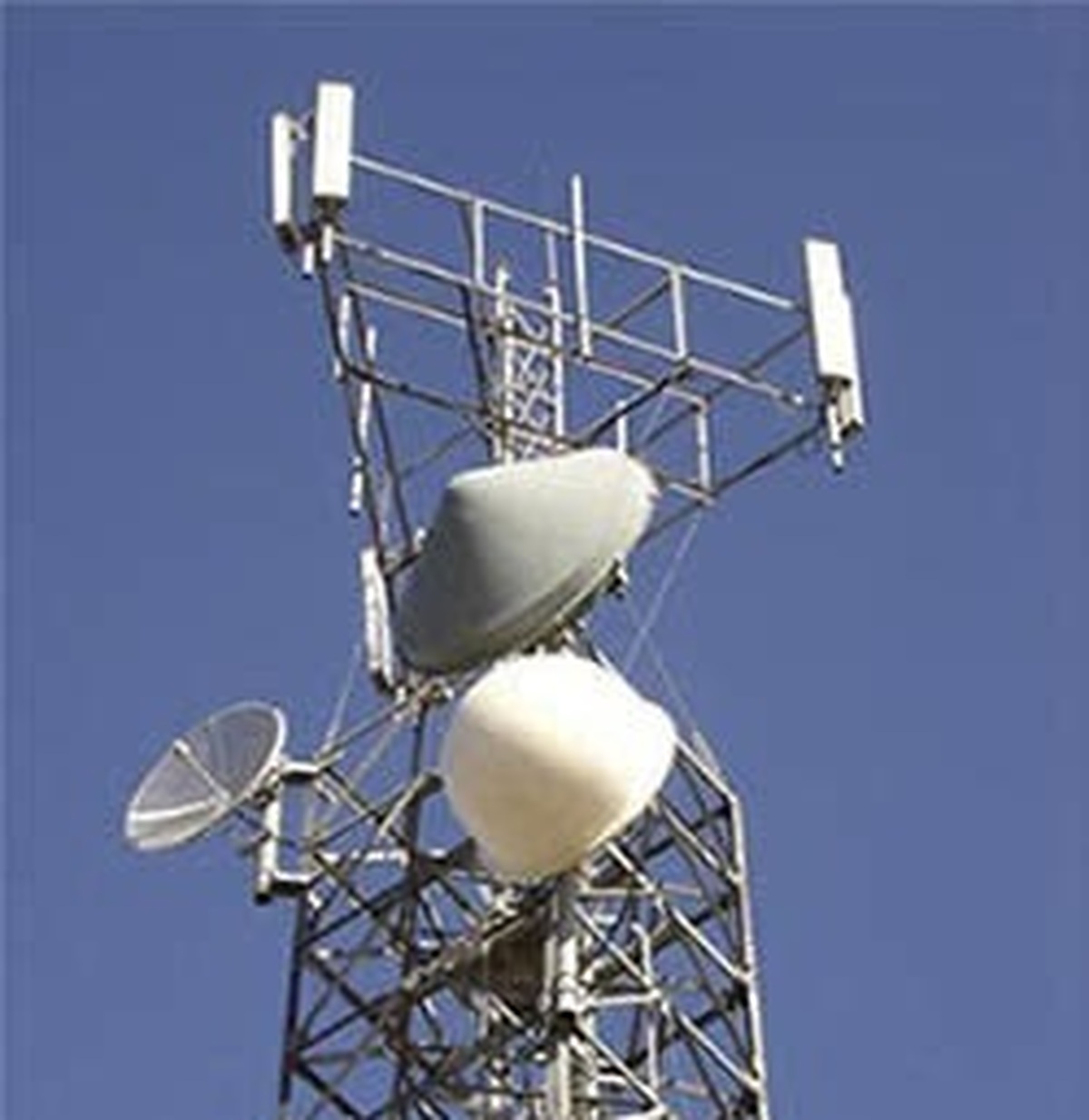 نصب وراه اندازی سایت جدید تلفن همراه اول در روستای سورگلم یکدارشهرستان جاسک انجام شد.