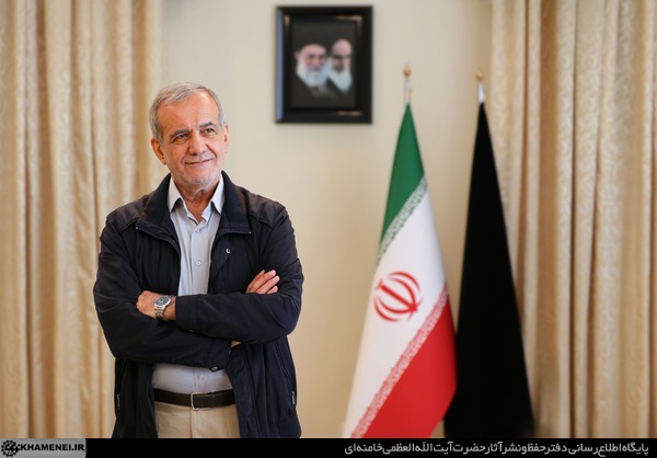 گفتوگوی تفصیلی KHAMENEI.IR با رئیسجمهور منتخب گفتوگوی تفصیلی KHAMENEI.IR با رئیسجمهور منتخب