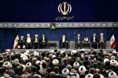 آغاز مراسم تنفیذ حکم ریاست‌ جمهوری از سوی رهبر انقلاب