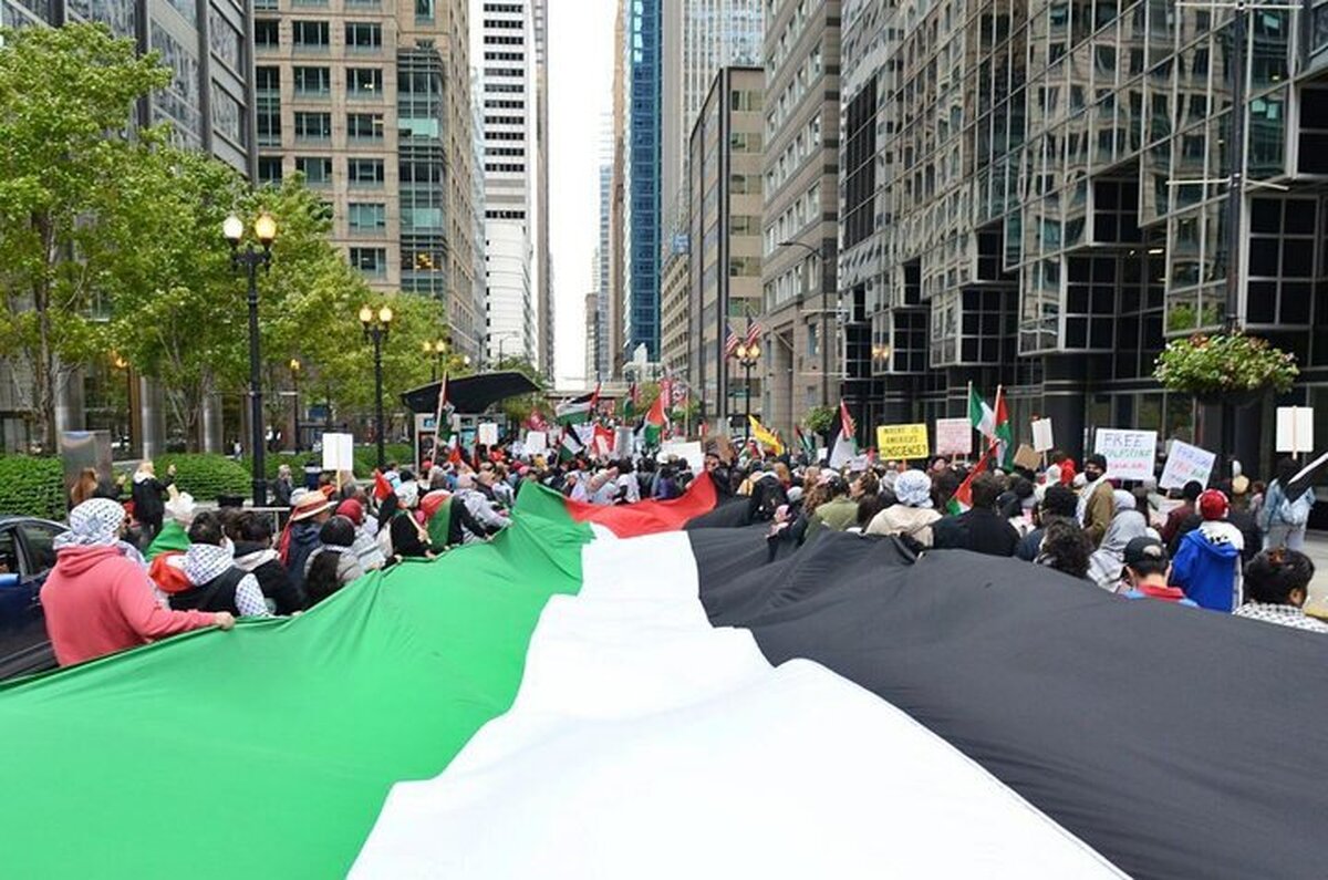 تظاهراتو تحصن‌های دانشجویان آمریکایی و اروپایی در حمایت از ملت فلسطین از خیزش علیه صهیونیسم جنایتکار به عنوان یک تلاش جهانی حکایت دارد