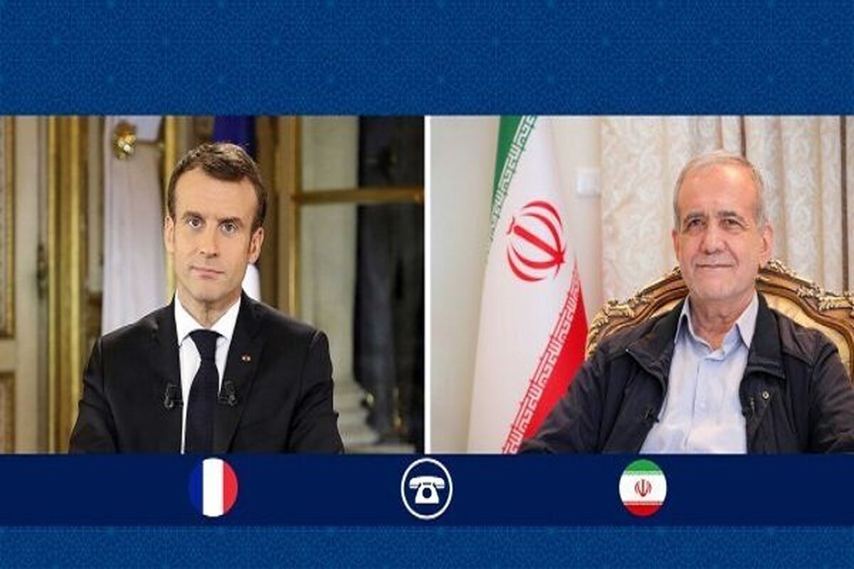 رئیس جمهور کشورمان در گفتگوی تلفنی با رئیس جمهور فرانسه ضمن ابراز نگرانی شدید از تشدید تنش‌ها در مرزهای جنوبی لبنان با رژیم صهیونیستی،‌ نسبت به تبعات و نتایج هرگونه تجاوز به لبنان هشدار داد.