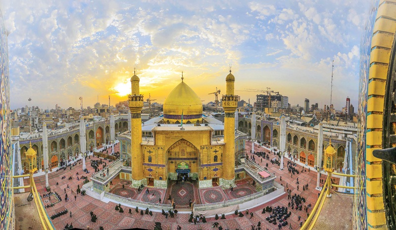 وقتی صاحب حرم تو را فرا‌می‌خواند