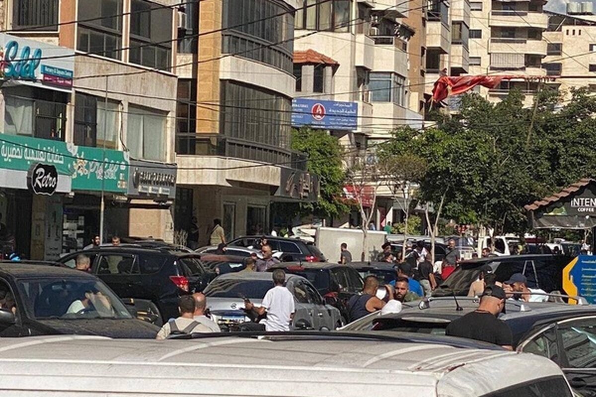 ببینید | انفجار مجدد دستگاههای ارتباطی در لبنان | یک شهید و ۱۰۰ زخمی در انفجارهای امروز لبنان ببینید | انفجار مجدد دستگاههای ارتباطی در لبنان | یک شهید و ۱۰۰ زخمی در انفجارهای امروز لبنان