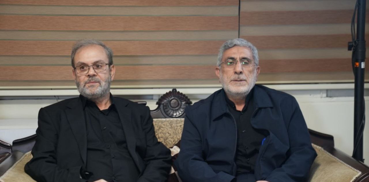 حضور سردار قاآنی در دفتر حزبالله تهران حضور سردار قاآنی در دفتر حزبالله تهران