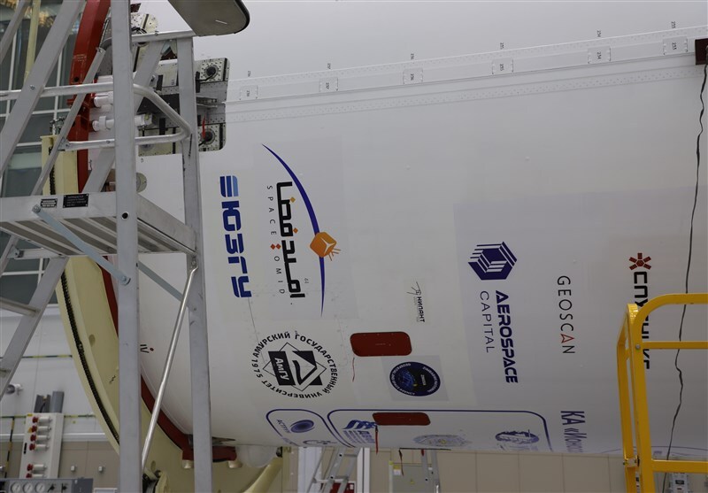 آمادهسازی ۲ماهواره ایرانی برای پرتاب با سایوز روسیه آمادهسازی ۲ماهواره ایرانی برای پرتاب با سایوز روسیه