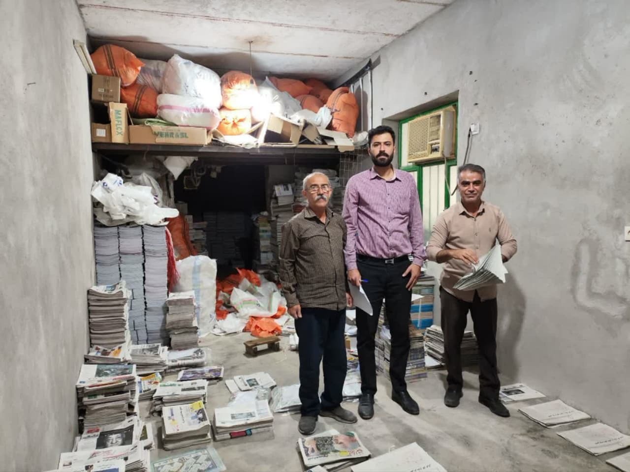 بازدید از دفتر شرکت توزیع جراید در استان بازدید از دفتر شرکت توزیع جراید در استان