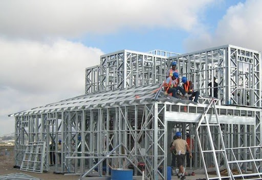 مزایا و کاربردهای سازه های LSF در معماری پایدار مزایا و کاربردهای سازه های LSF در معماری پایدار